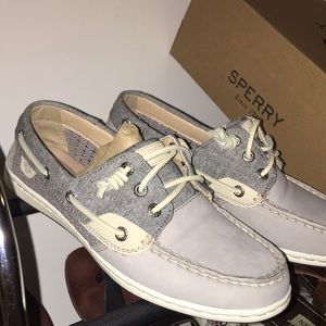 Cute sperry loafers- Reasonable offers accepted!